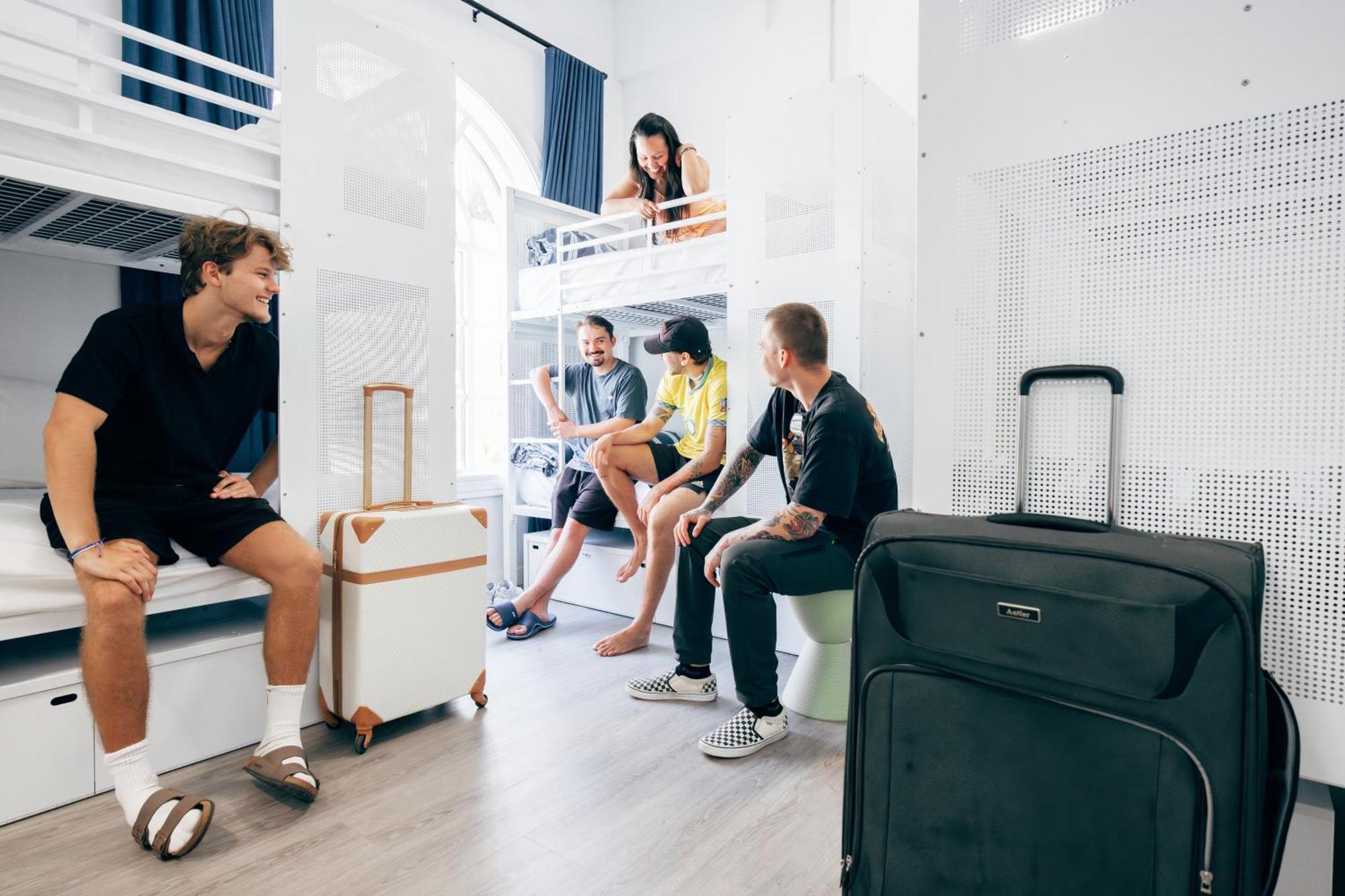 Хостел Maze Backpackers - Голд-Кост Экстерьер фото